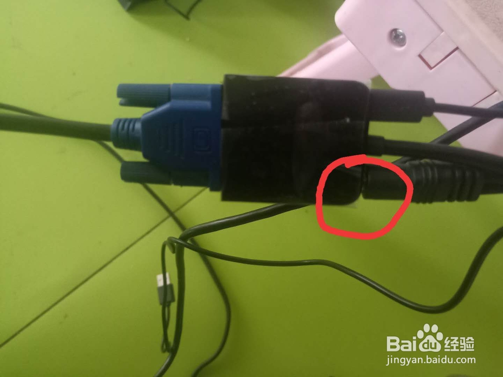 家里闲置显示器不要丢快速链接机顶盒看电视