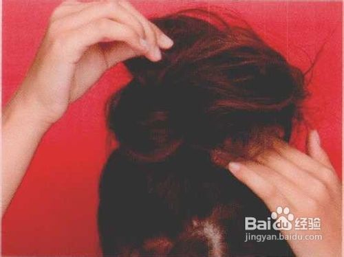 中长发丸子头的棉花糖绑法