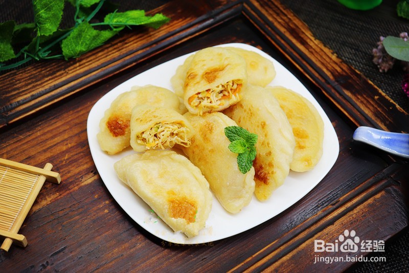 煎饺怎么做，煎饺的家常做法技巧