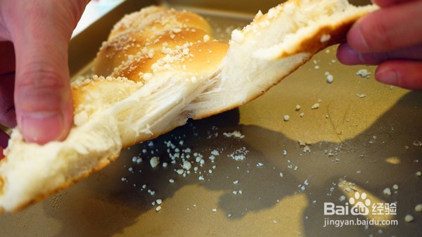 椰子油怎么用——烘焙椰香辫子面包