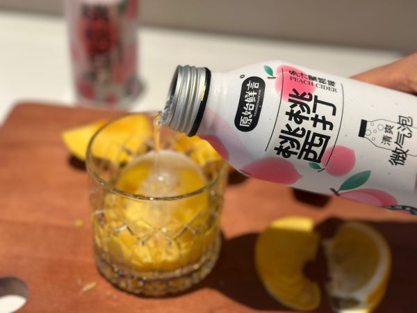 微醺黄桃气泡酒