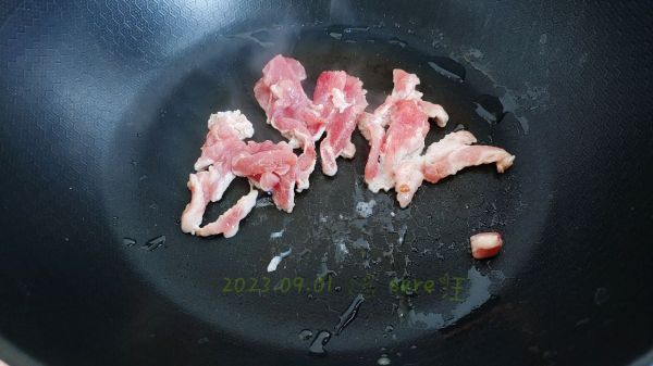 葱油茄肉白菜面