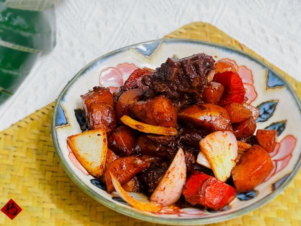 红烧排骨烩土豆