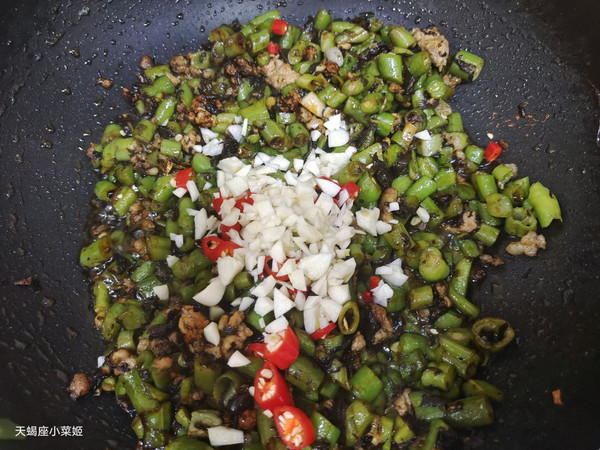 榄菜肉末四季豆