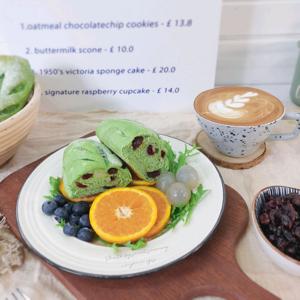 蔓越莓麻薯抹茶面包