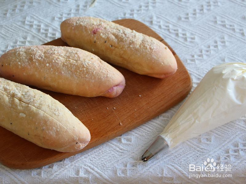 火龙果魔法棒面包的做法