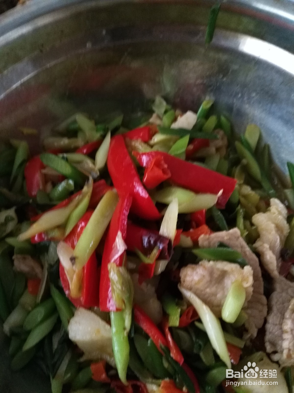 蒜苗炒肉的做法