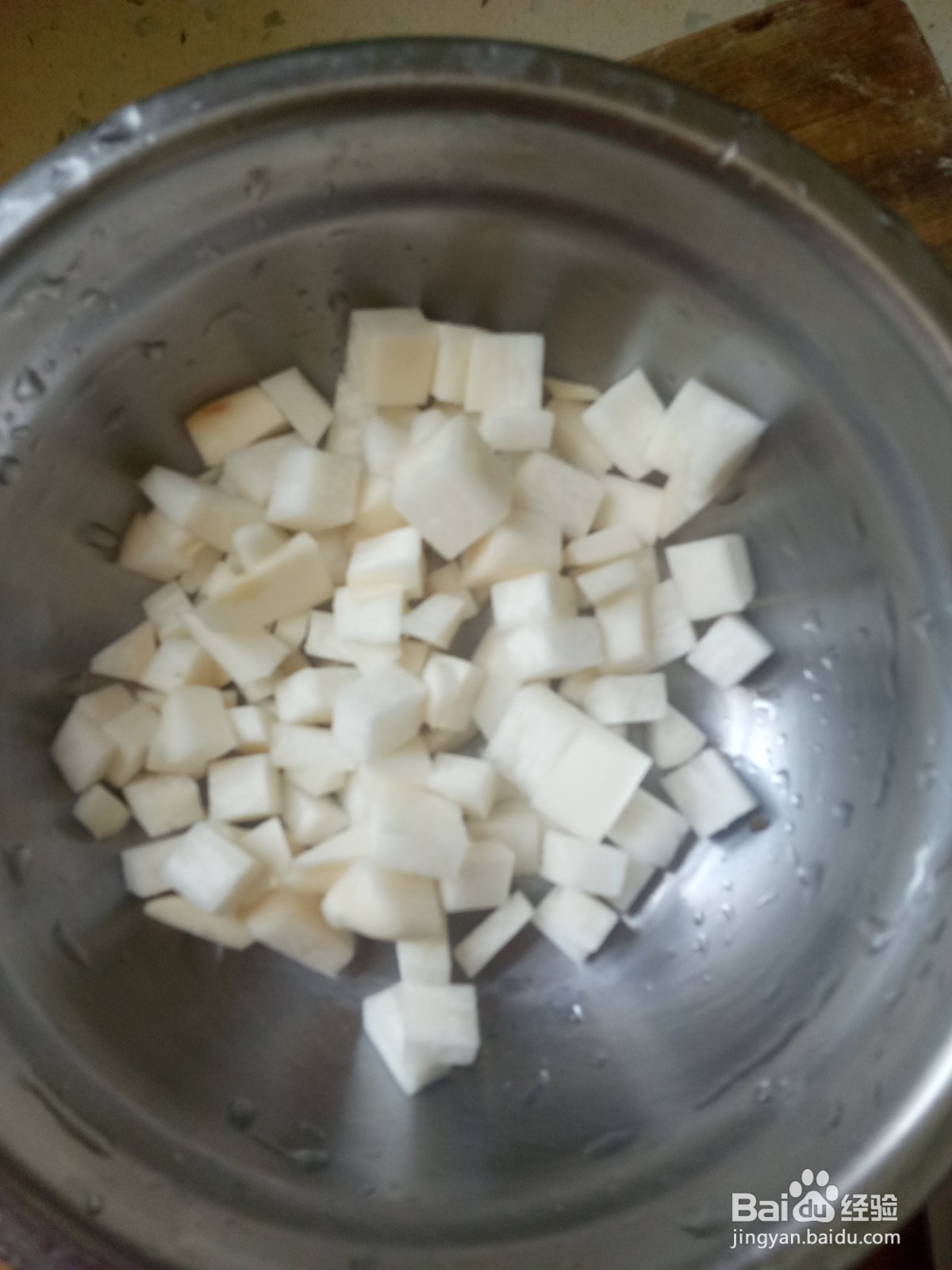 豌豆杏鲍菇火腿肠炒饭