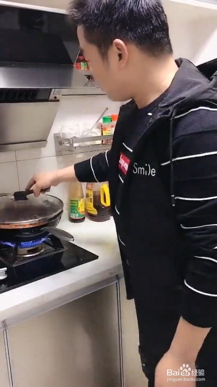 如何在家自制油焖大虾