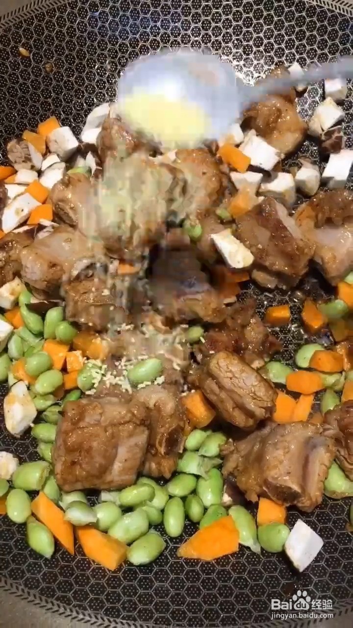 排骨焖饭如何自制才好吃?