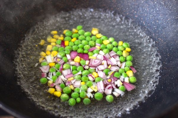 虾仁时蔬迷你披萨