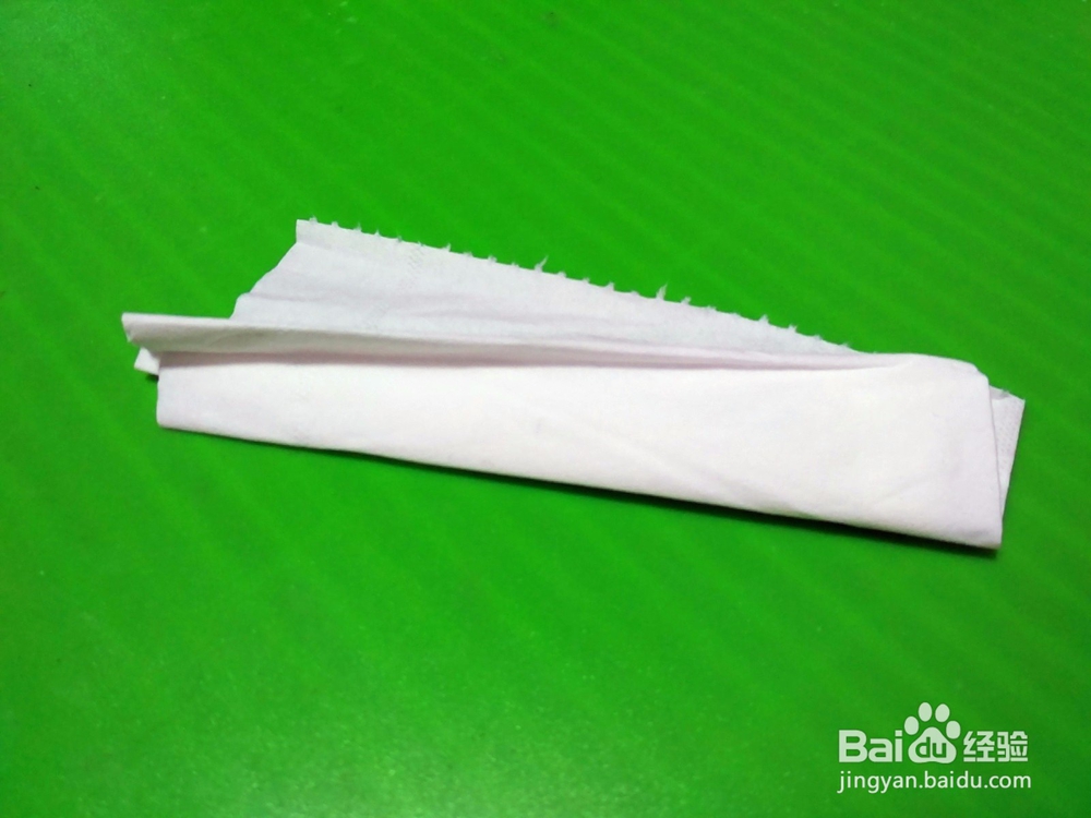 面纸折玫瑰花的步骤图解 怎么用餐巾纸折玫瑰花