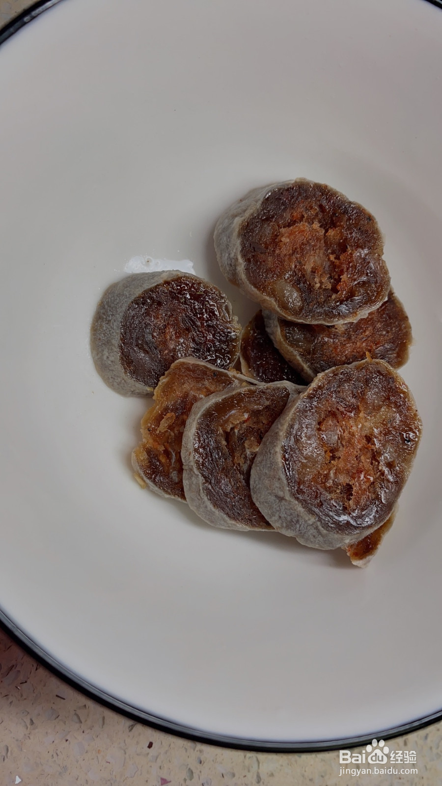 四川腊肠炒芦蒿的做法