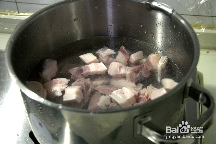 招牌红烧肉——餐桌上少不了的荤菜