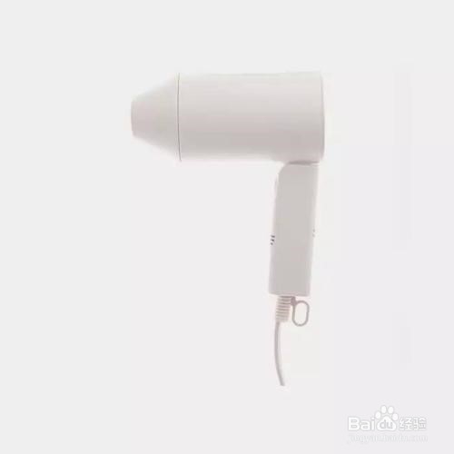 键盘膜上的胶弄到键盘上了怎么去除