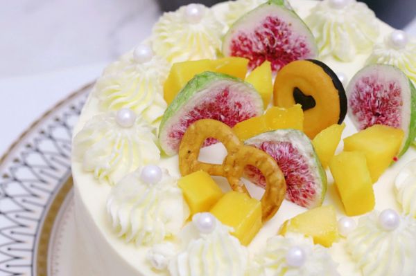 水果奶油裱花蛋糕