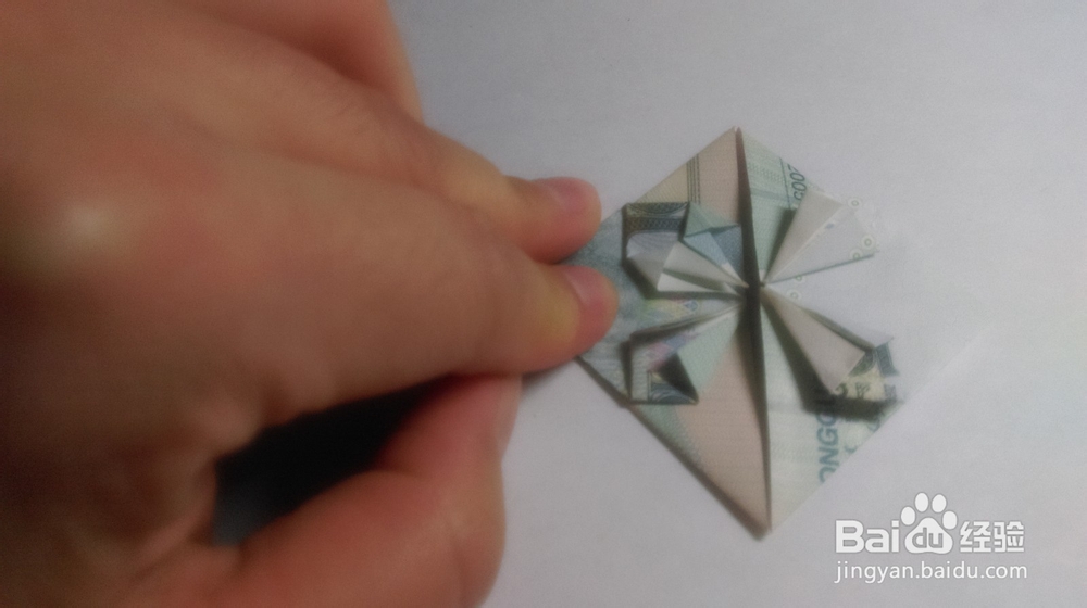 用纸币折出精美书签