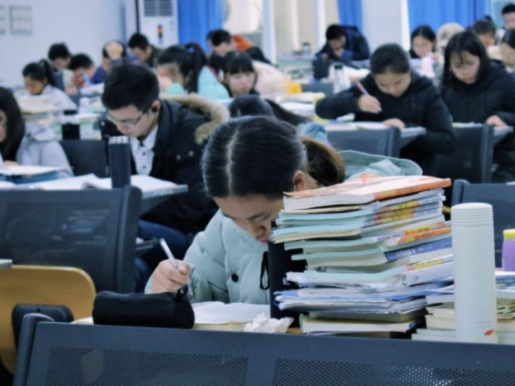 专科能考上全日制研究生吗