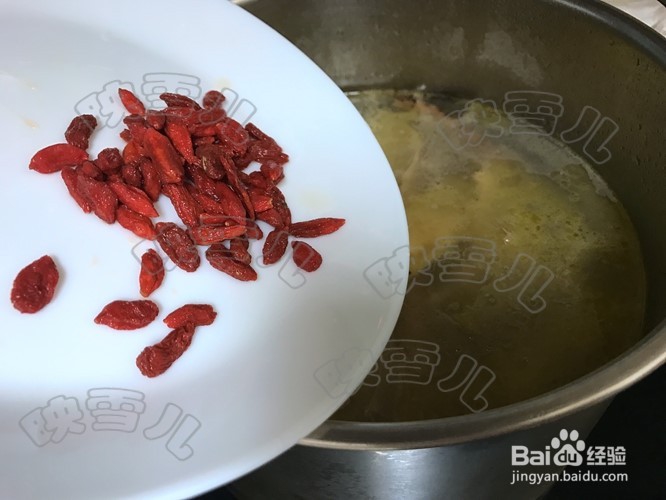 补气血当归老鸡汤