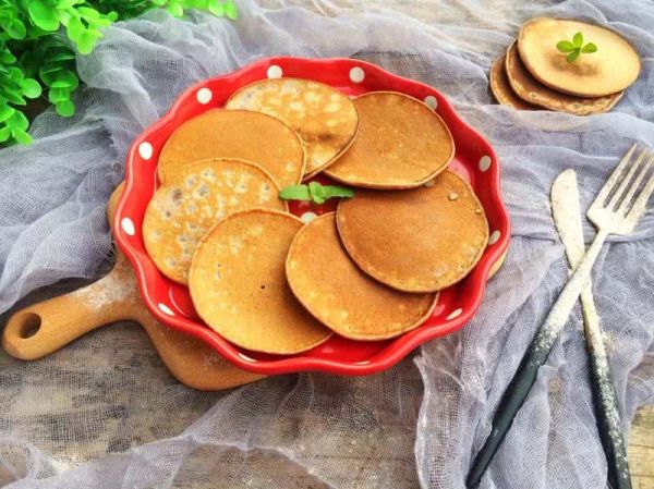 黑全麦松饼#柏翠辅食节-辅食添加#