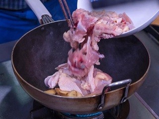 麻油鸡空心面线怎么做?