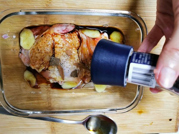 绝味照烧鸡腿饭