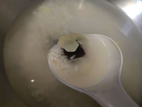 红糖醪糟蛋花汤