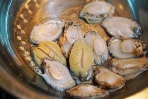 怎么做鲍鱼红烧肉