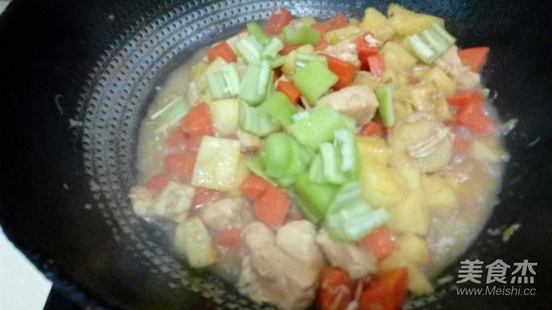 菠萝鸡胸肉的做法