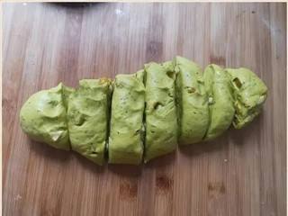 板栗南瓜小面包怎么做？-（南瓜栗子面包）[图]
