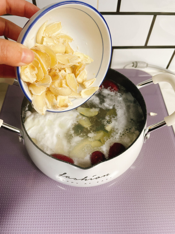 秋冬暖身滋养甜汤