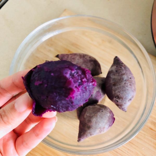 一口紫薯西多士