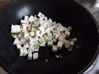 小儿增强抵抗力补钙-素烧豆腐丁