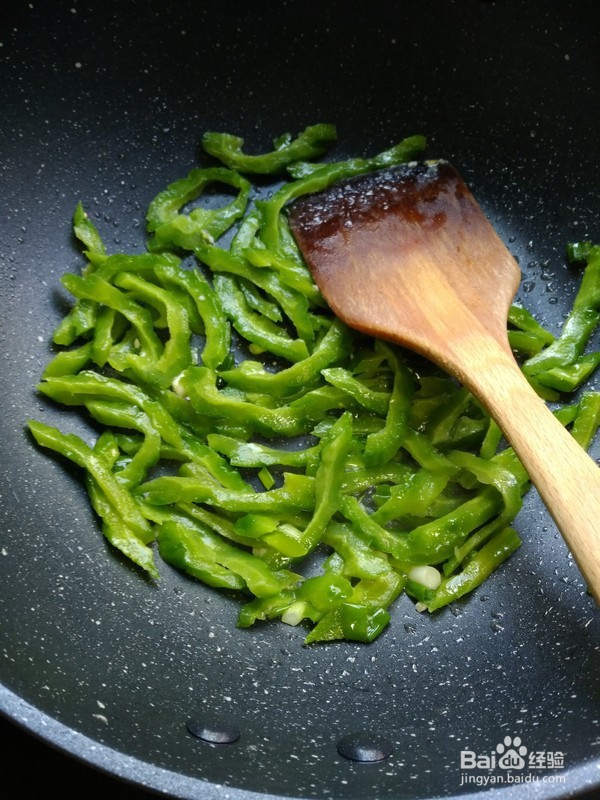 鸡蛋炒苦瓜 的做法