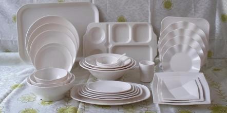 餐厅密胺餐具使用注意事项：