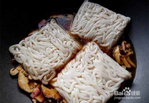 私房食谱：家常炒乌龙面