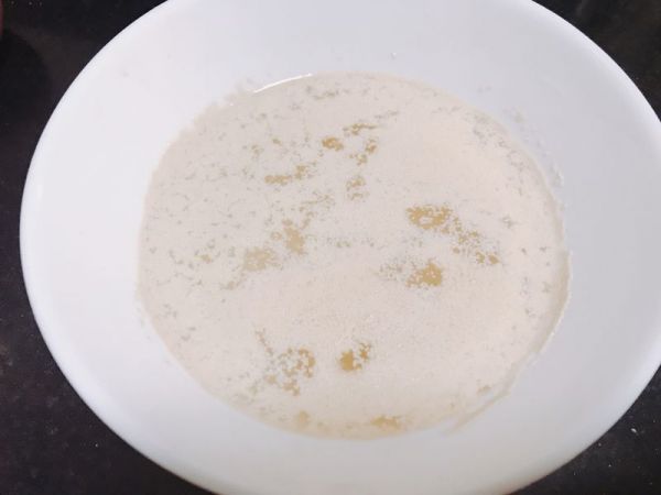 可可麻薯软欧 黑芝麻干果馅面包