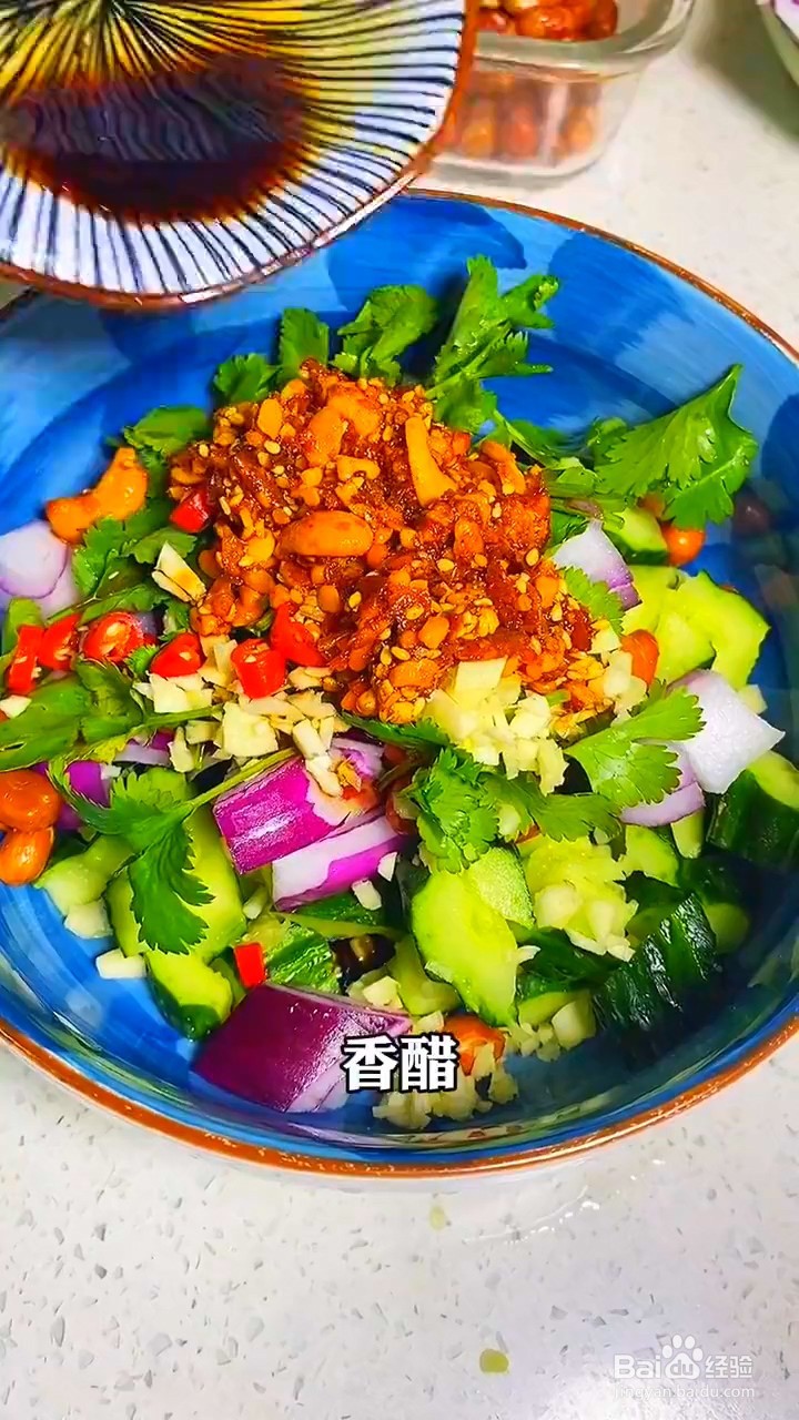 如何制作刀拍黄瓜