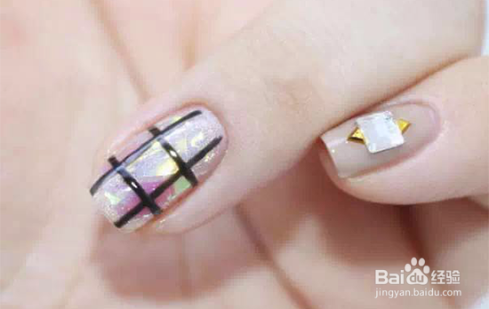 成熟格子美甲画法教程