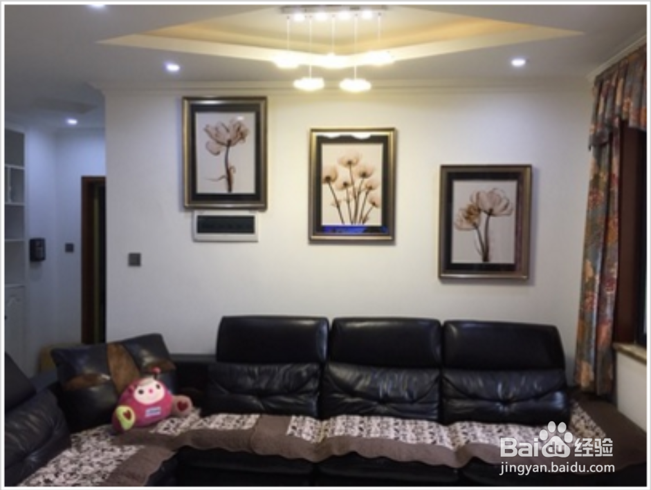 一个小小的创意挂法可以让您的墙壁充满生气活力