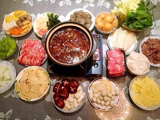 火锅在夏天还有人去青睐吗