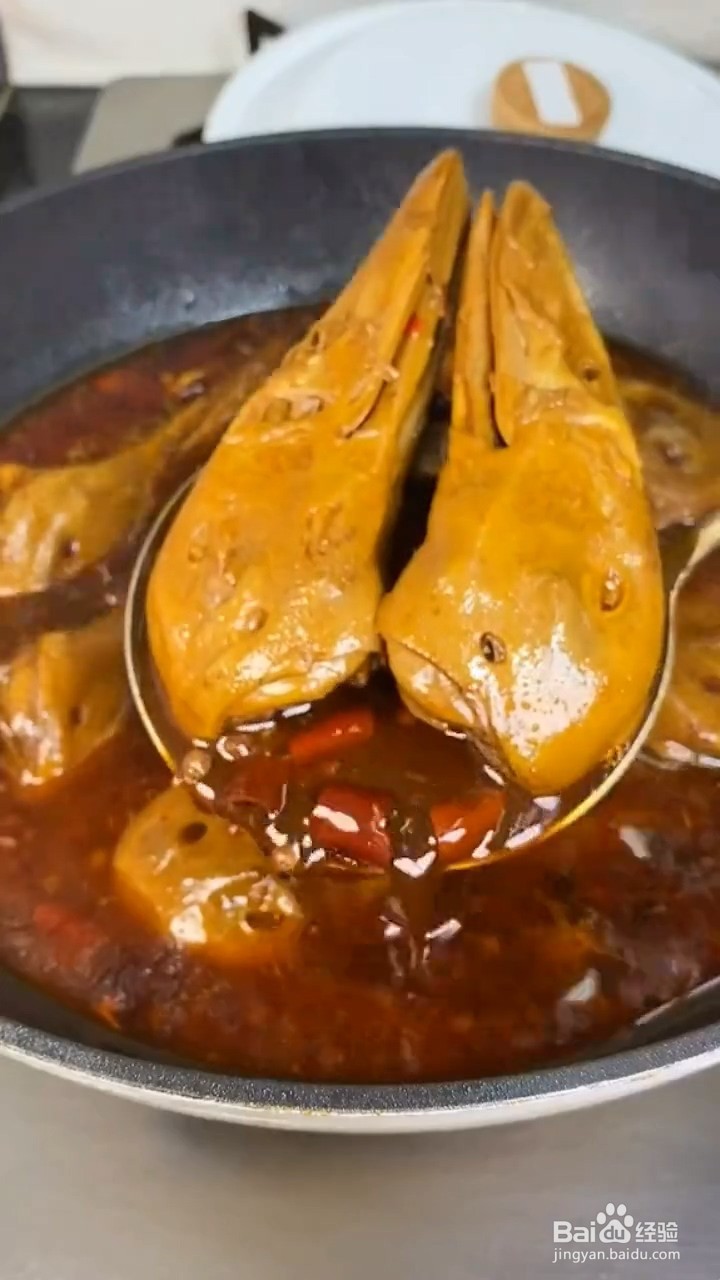 如何制作卤鸭头