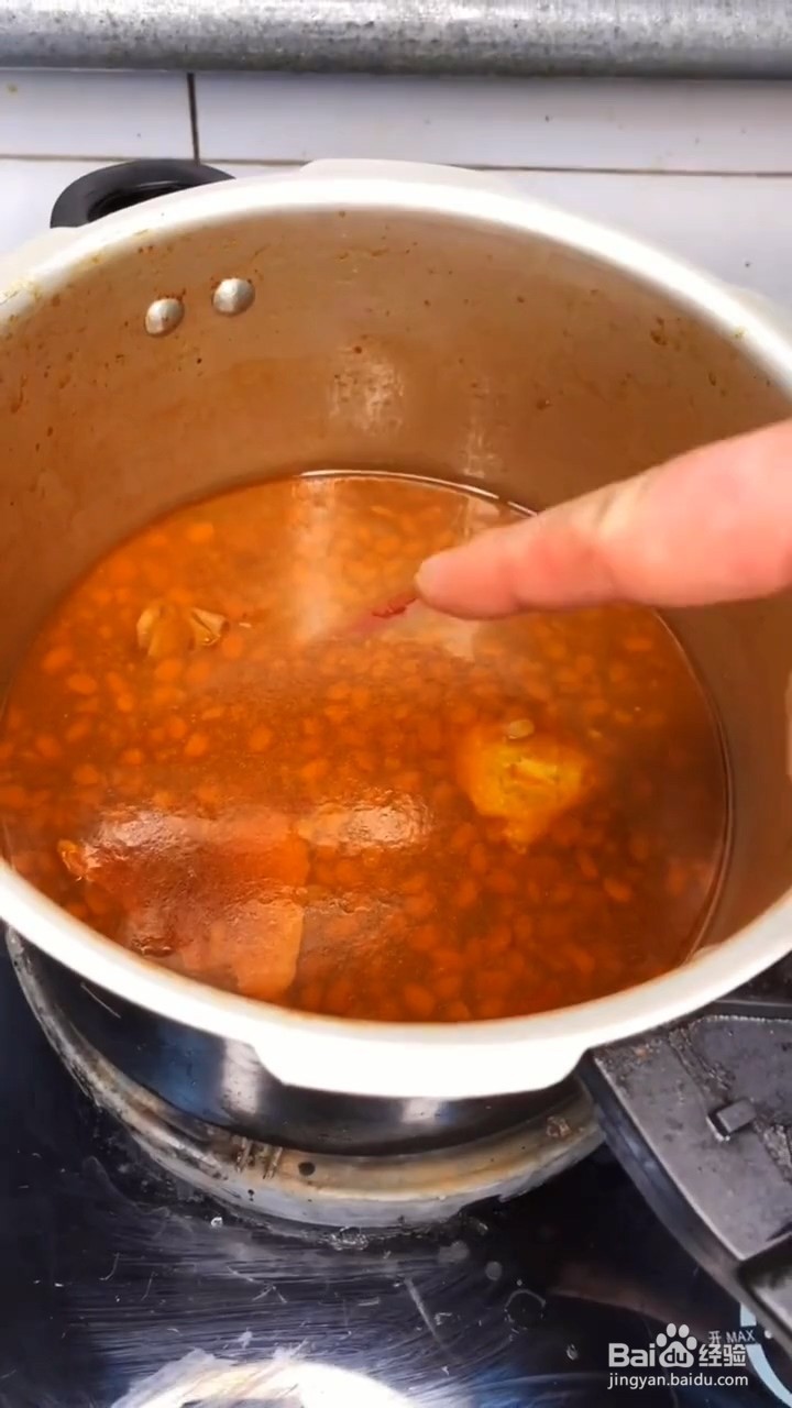如何制作东北酱猪蹄