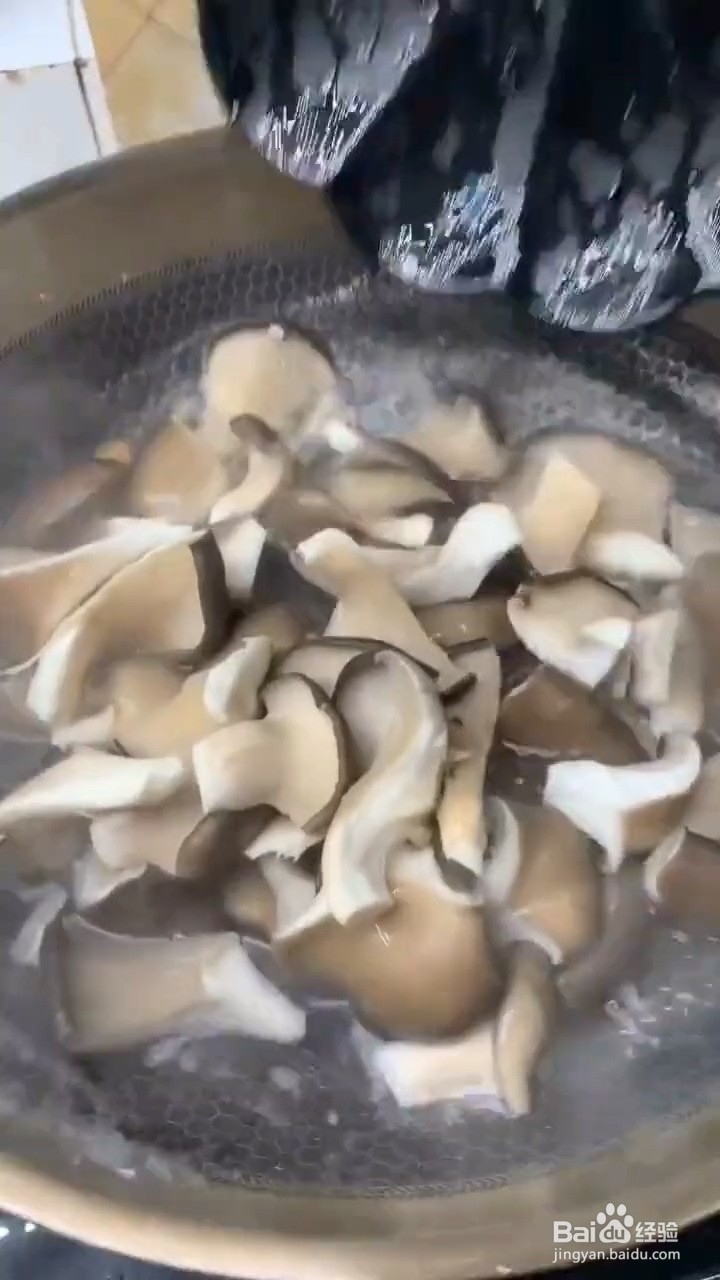 如何制作炸蘑菇