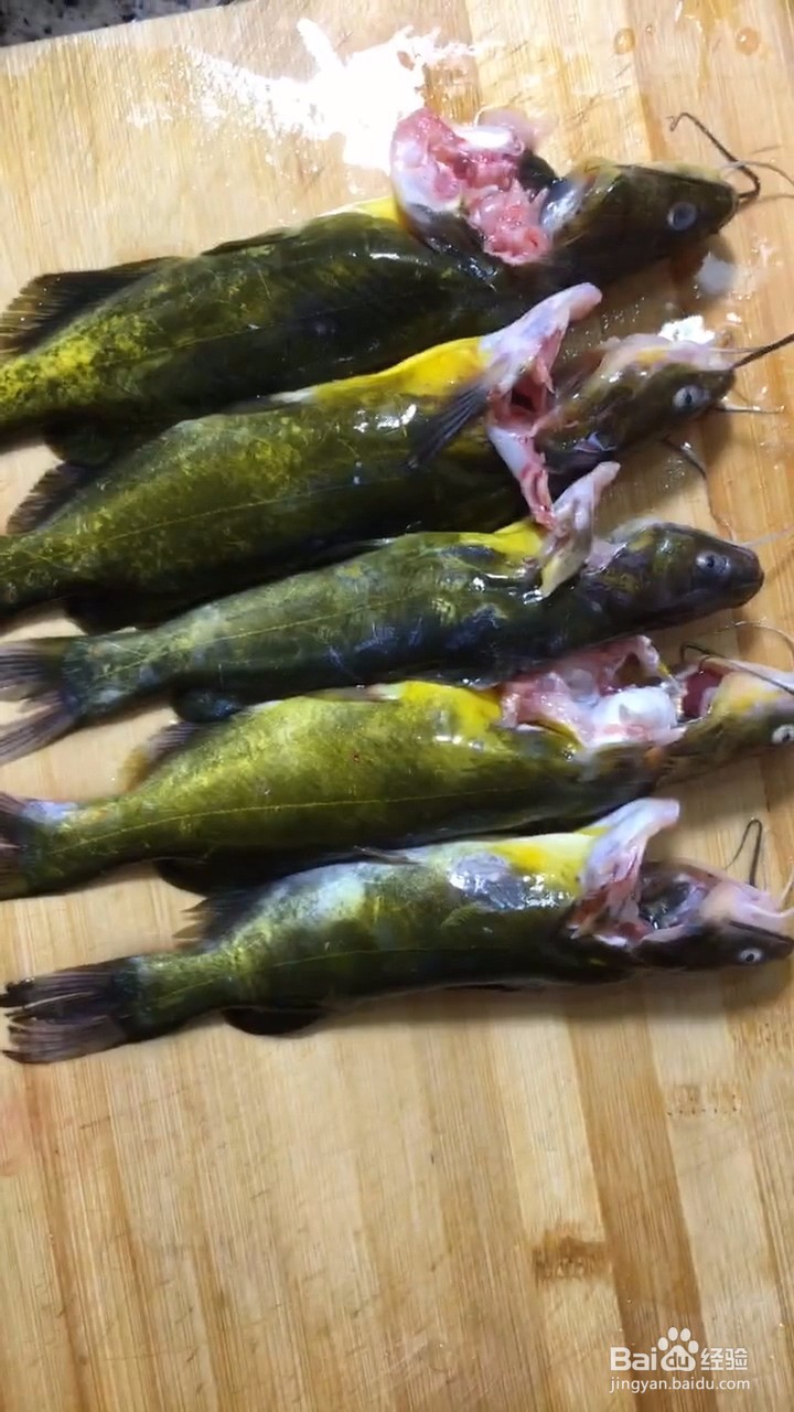 如何制作好喝的酸汤鱼