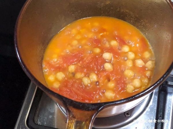 香煎银鳕鱼烩番茄豆泥