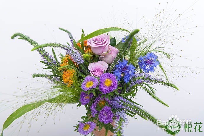 插花入门,野趣自然风花束插花图解