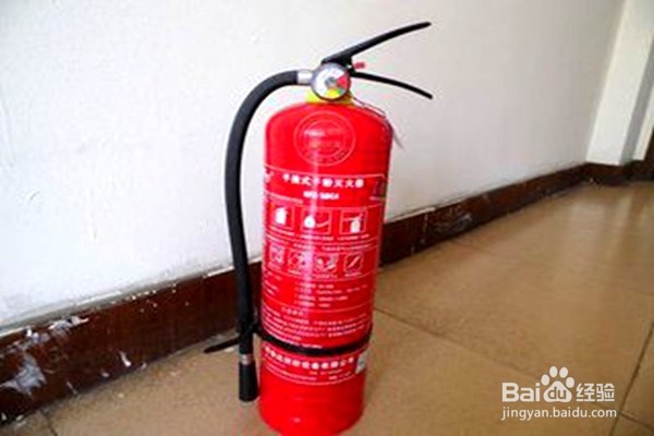 使用干粉ABC灭火器的注意事项有哪些？