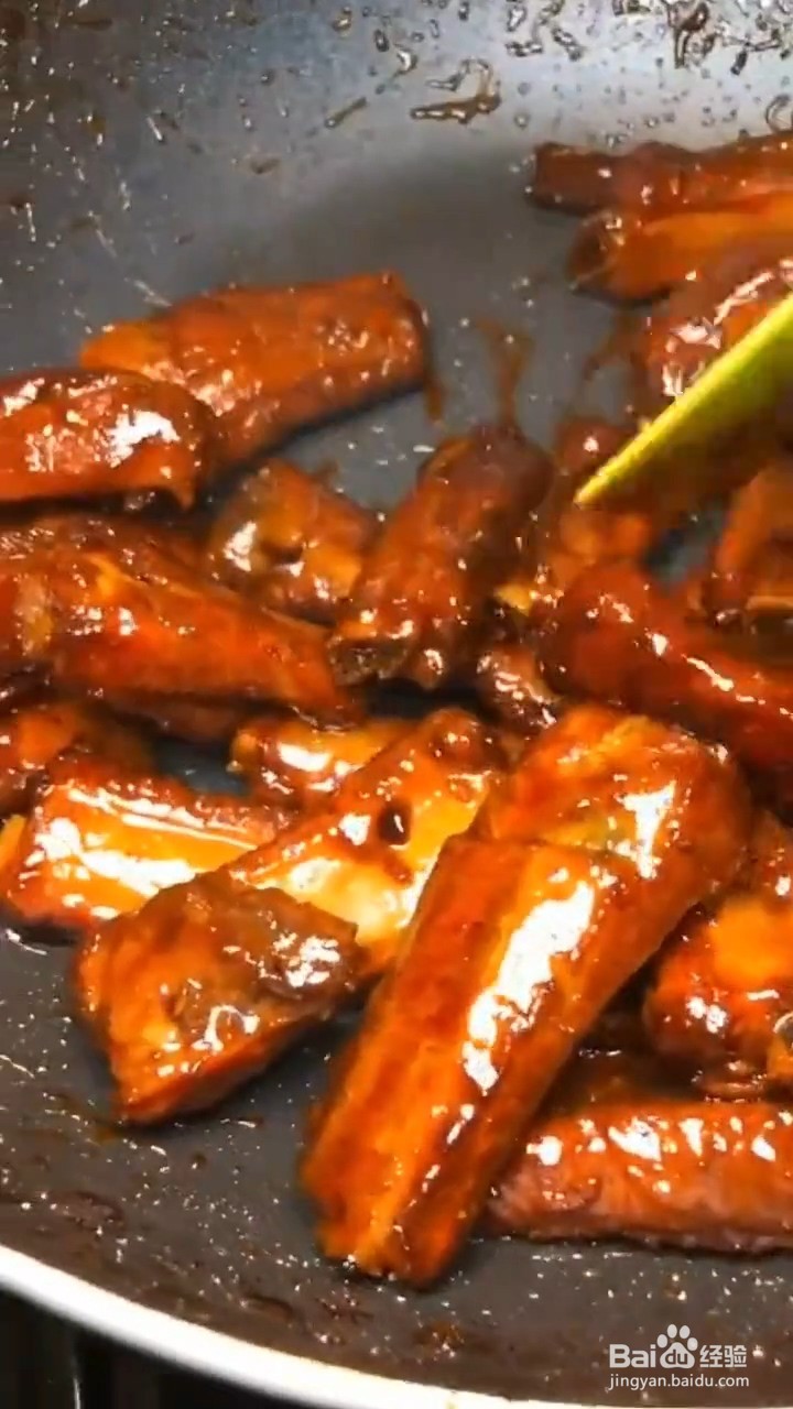 如何自制简单美味的家常红烧排骨