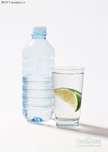 收缩毛孔又补水的简单方法